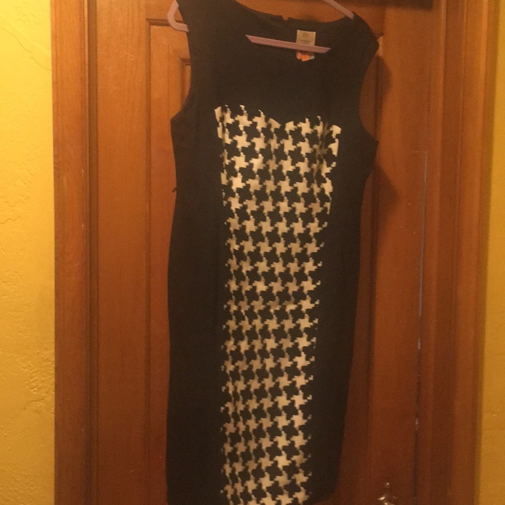 Suzi Chin for Maggy boutique dress.